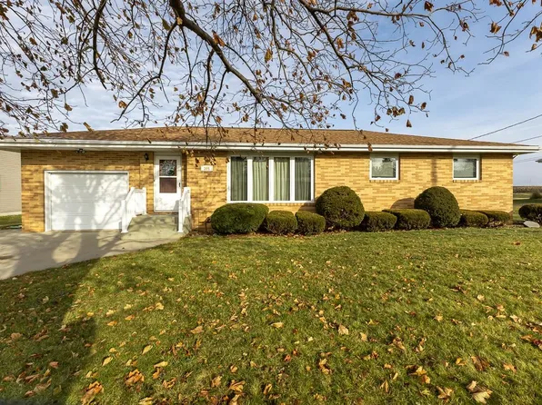 305 7th Ave NE, Farley, IA 52046