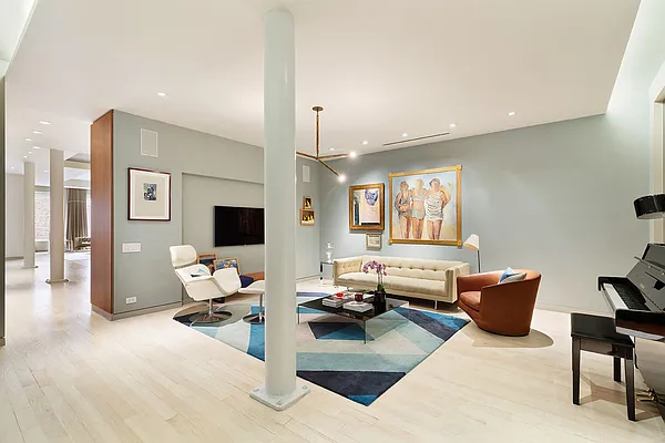 Sold by Compass | media 33