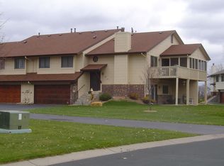 8354 Oakview Ct N, Maple Grove, MN 55369