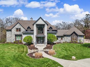 265 W Riverside Rd, Ames, IA 50010
