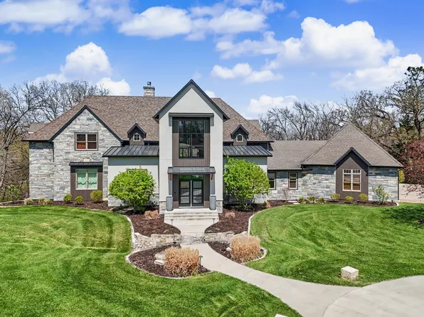 265 W Riverside Rd, Ames, IA 50010