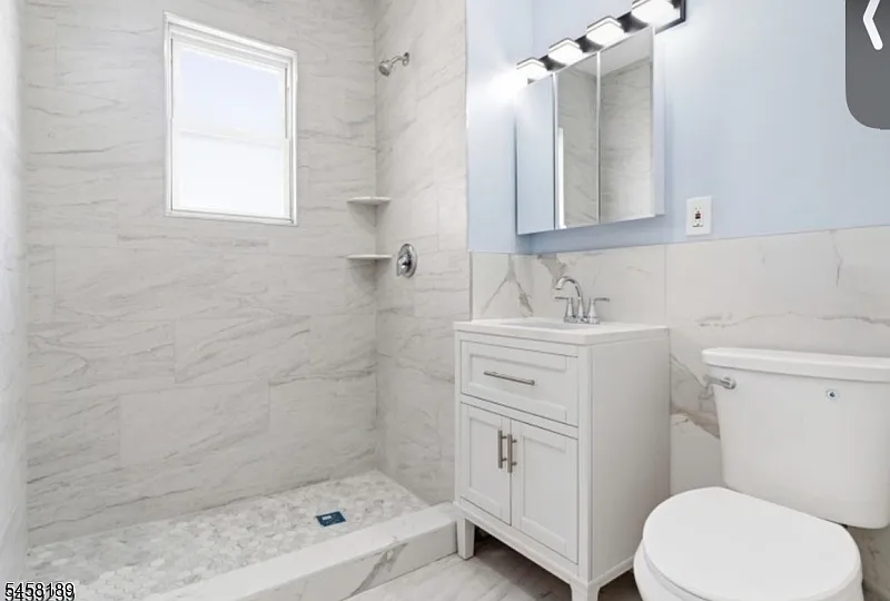 3 bed, $2,900 — Photo 4