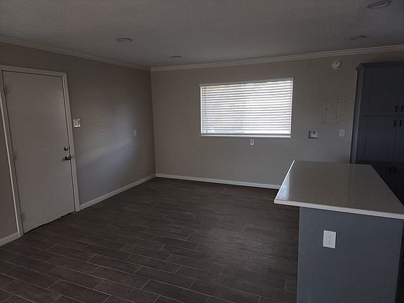 4th image of 2756 Harvard Ave