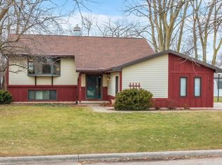 2625 S Gladys Ave, Appleton, WI 54915