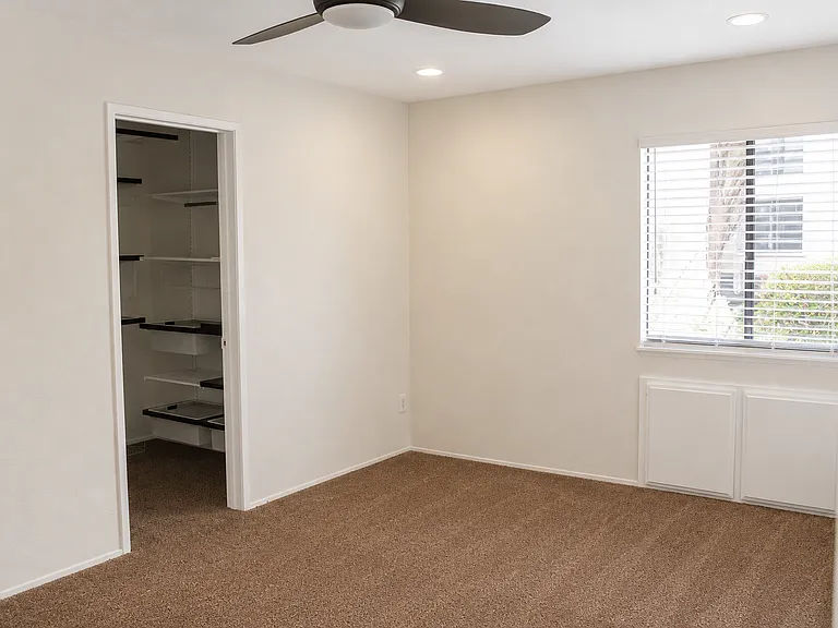 6757 Friars Rd #1 — Photo 7