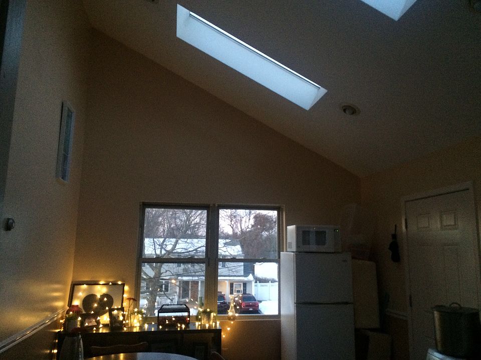 2nd image of 22 Washington Heights St