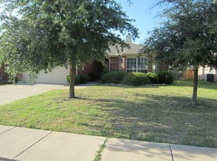 2104 Thistle Ln, Forney, TX 75126