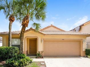 1453 NW 208th Ter, Hollywood, FL 33029