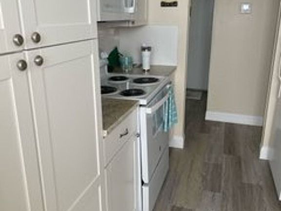 3rd image of 4700 Ocean Beach Blvd #Vil316-316