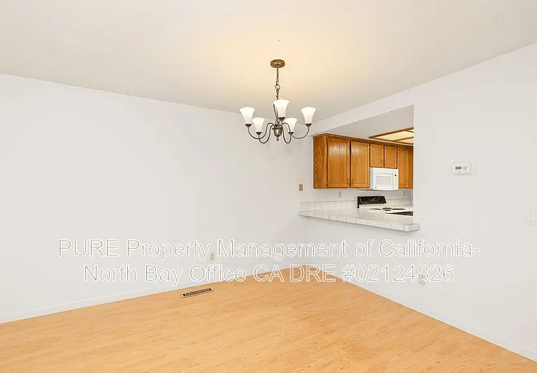 2102 Chianti Dr — Photo 5