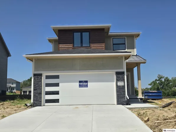 11402 N 161st Ave, Bennington, NE 68007