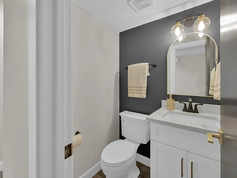 3526 Indian Forest Dr — Photo 15