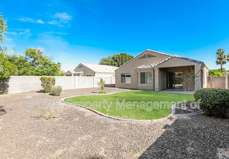 1644 W Geronimo St — Photo 30