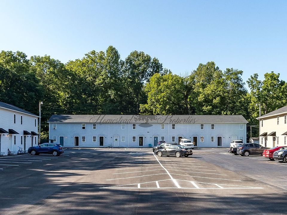 Exterior Horseshoe_11142024