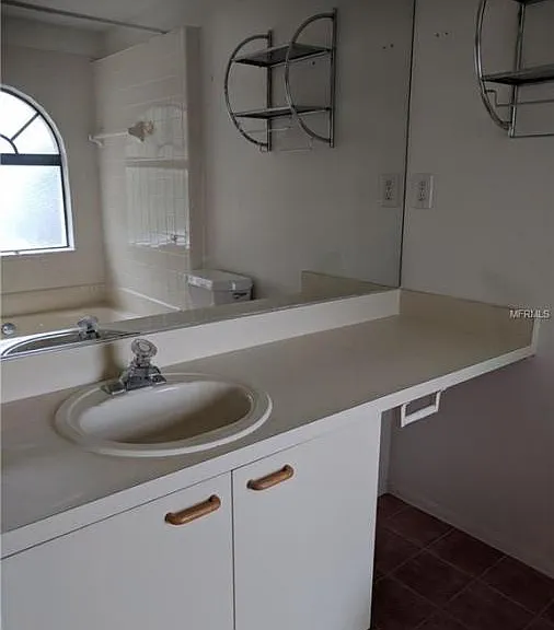 46 Emerald Bay Dr — Photo 13