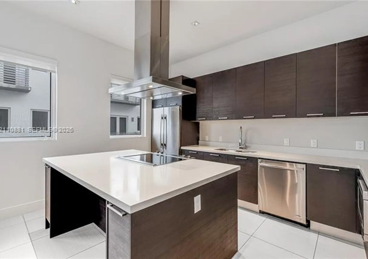 9143 NW 33rd St th 9143, Doral, FL 33172 — Photo 1