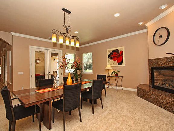 5th image of 2398 Clubhouse Dr