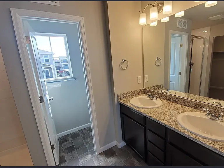 27286 E Bayaud Ave — Photo 20