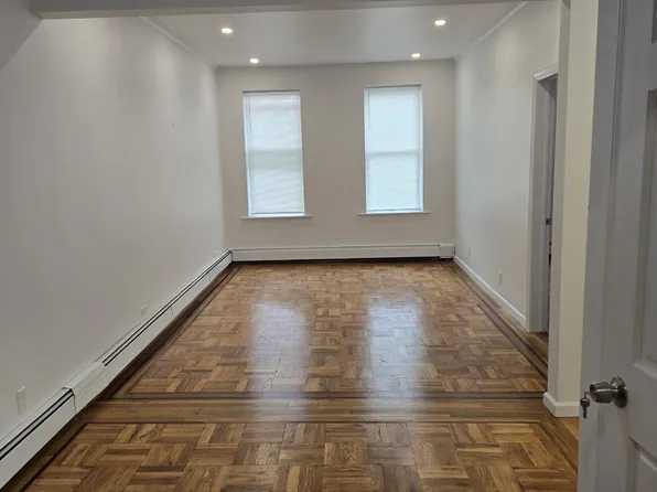 1615 66th Street image 2 of 9