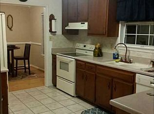 104 S Maragret Ct, Yorktown, VA 23692