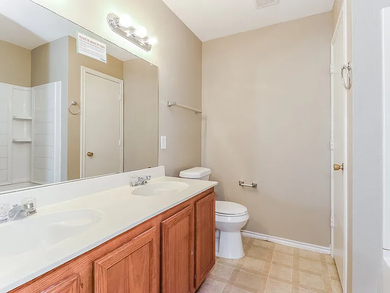 4013 Foxhound Ln — Photo 9