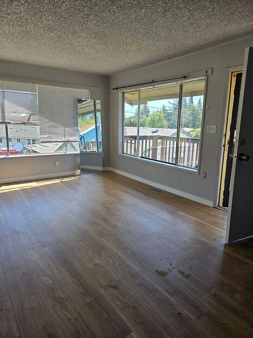 Callahan Duplex — Photo 2