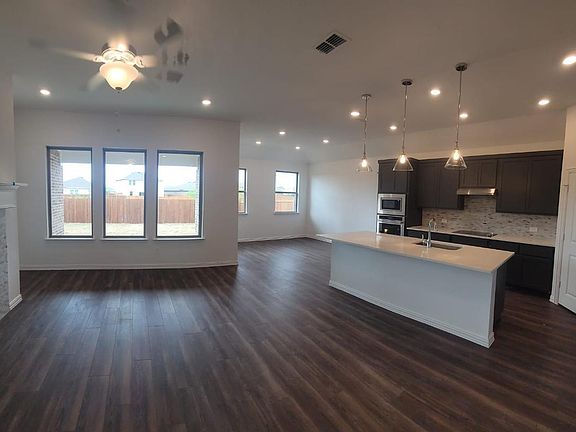 2nd image of 1633 Pine Valley Dr