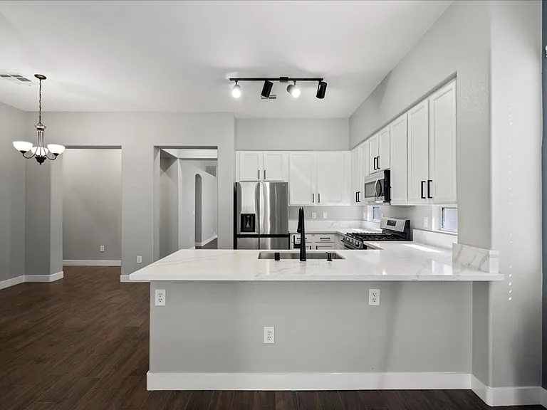 10101 Pinnacle View Pl — Photo 10
