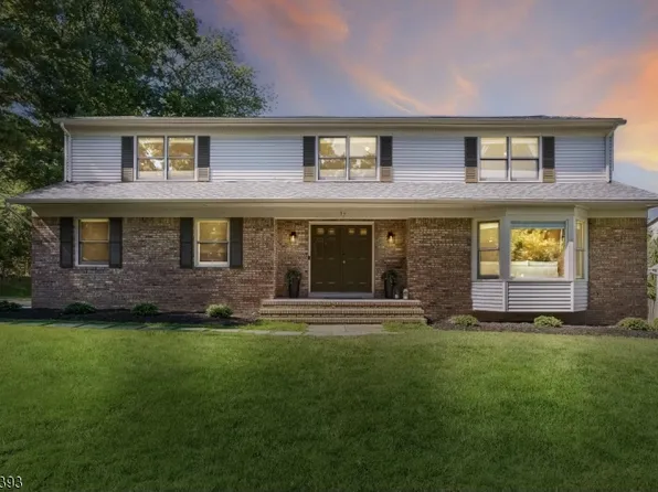 37 Scarsdale Dr, Livingston Twp., NJ 07039