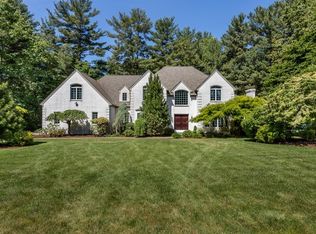 20 Laurel Ln, Canton, MA 02021