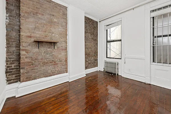 Rented by City Connections Realty | media 33