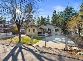 446 Moreno Ln, Sugarloaf, CA 92386