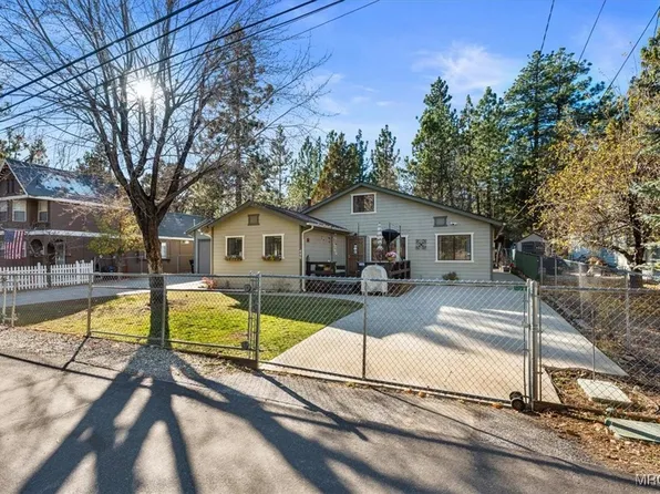 446 Moreno Ln, Sugarloaf, CA 92386