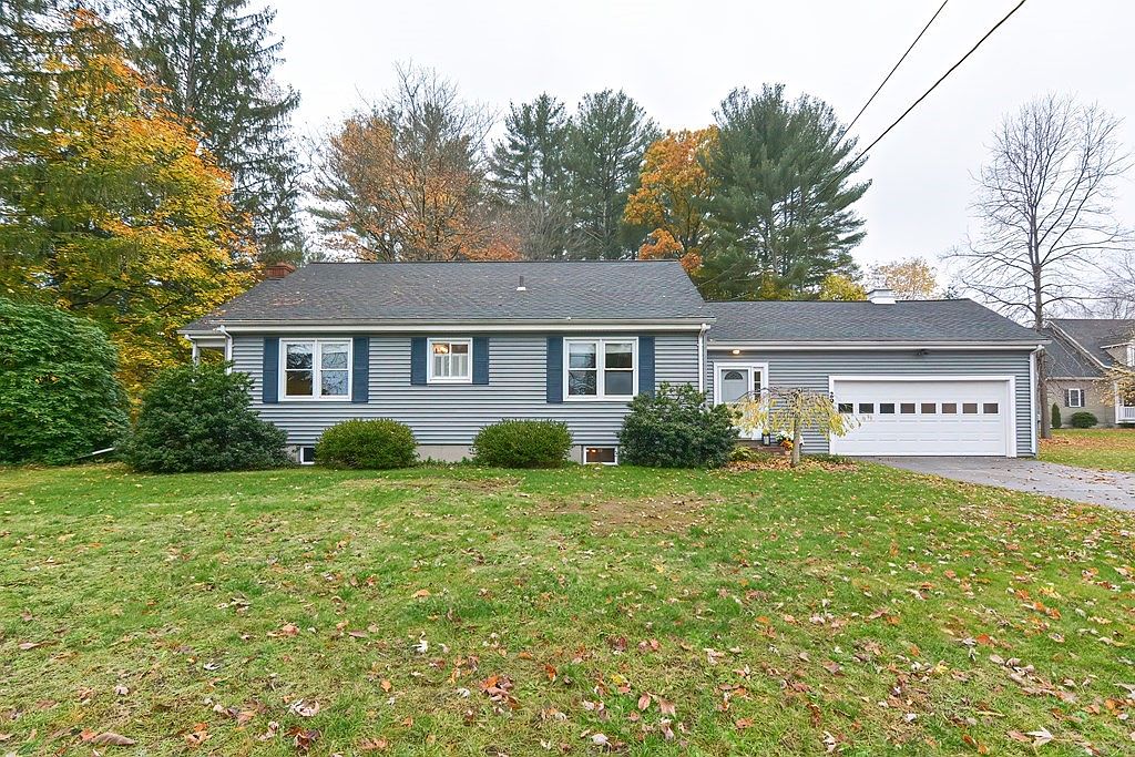29 Providence St, Mendon, MA 01756 Zillow