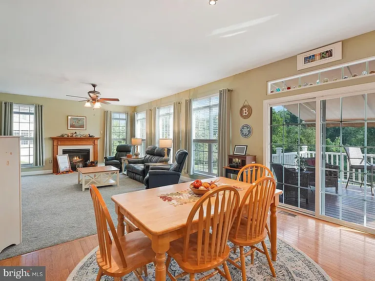 1306 Waterthrush Ct — Photo 17