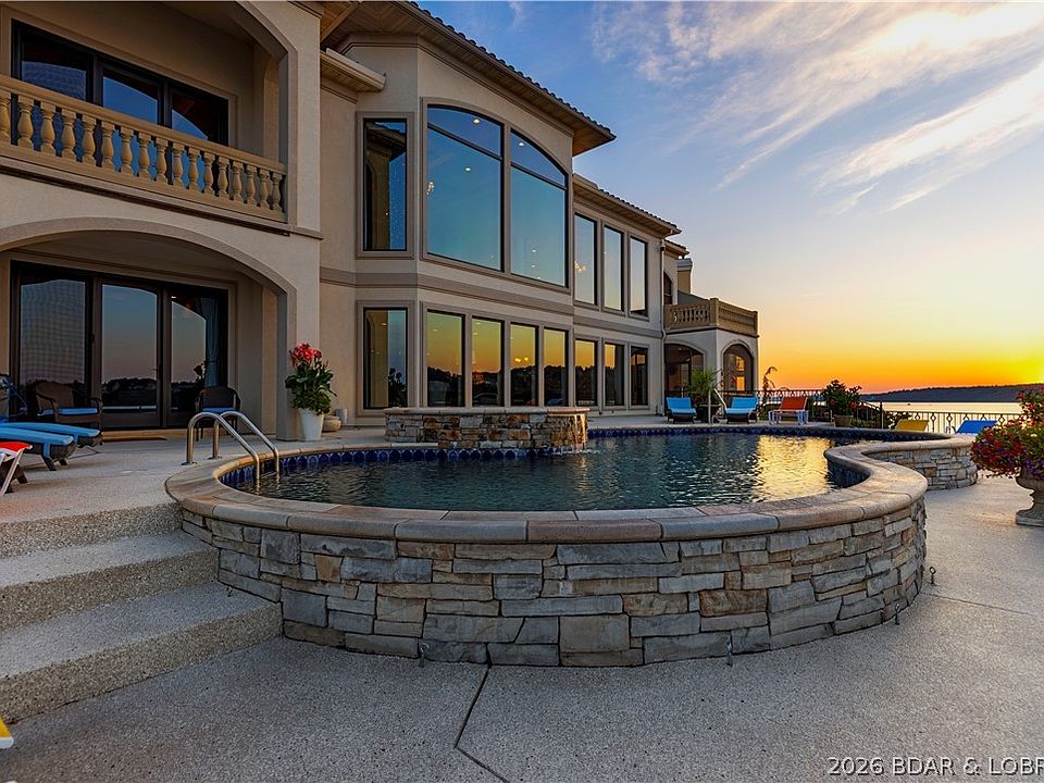 1st image of 1000 Las Campanas