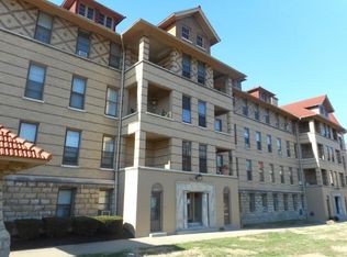 2014 Cherokee Pkwy APT J, Louisville, KY 40204