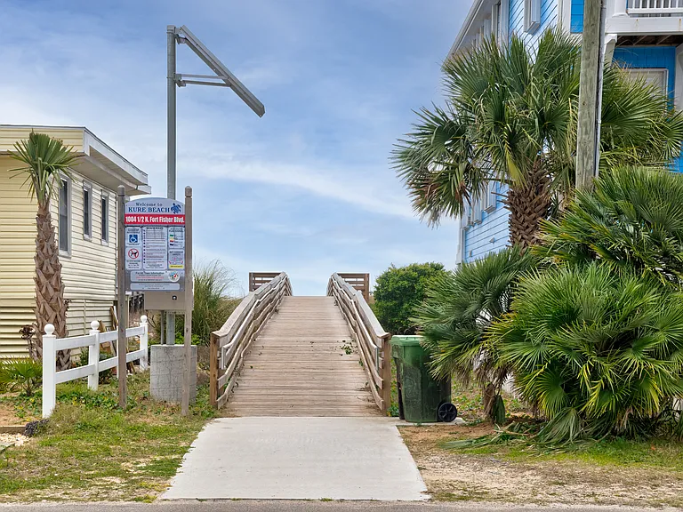 106 Ocean View Ave #A — Photo 3