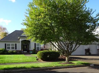 3085 Grand Cayman Dr, Eugene, OR 97408