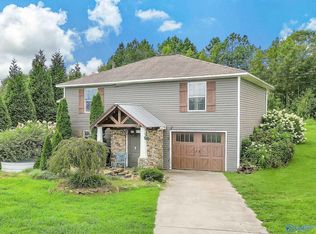 86 Arrington Dr, Boaz, AL 35957