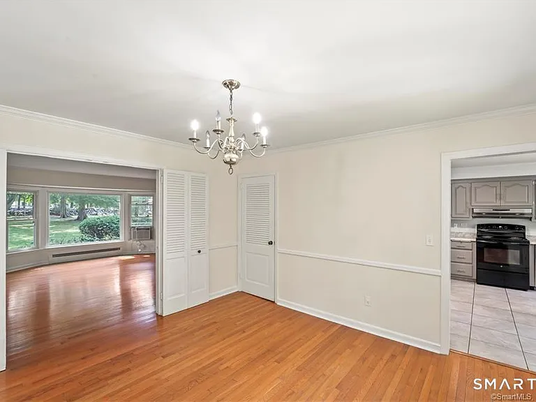 791 Newfield Ave — Photo 12