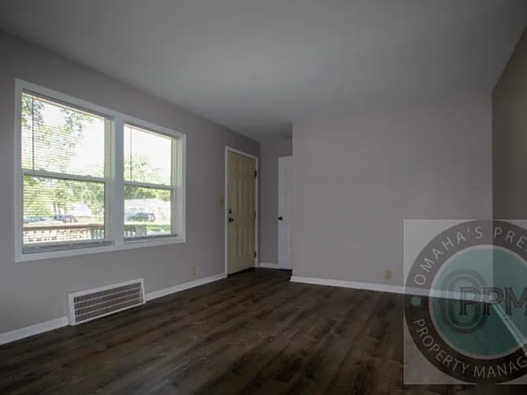 2409 Washington St — Photo 6