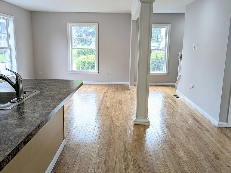 151 Park Ter #7 — Photo 3
