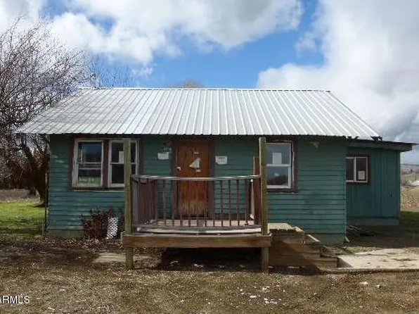 13910 McAuley Rd, Yakima, WA 98908