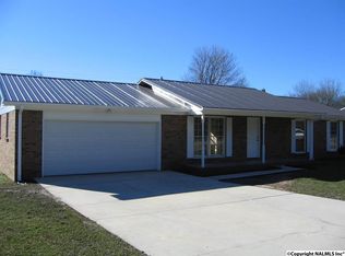 2017 8th St SW, Decatur, AL 35601