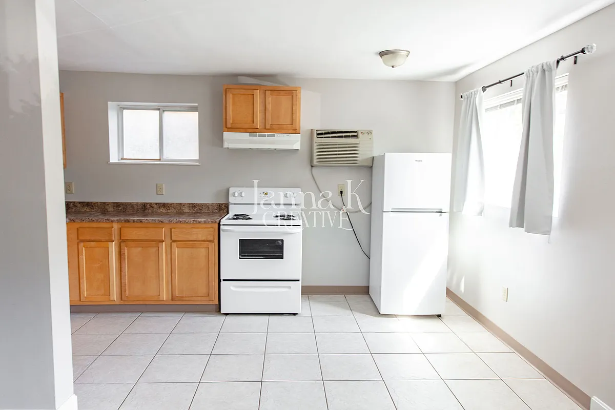 Building Photo - 3548 Brotherton Rd #2