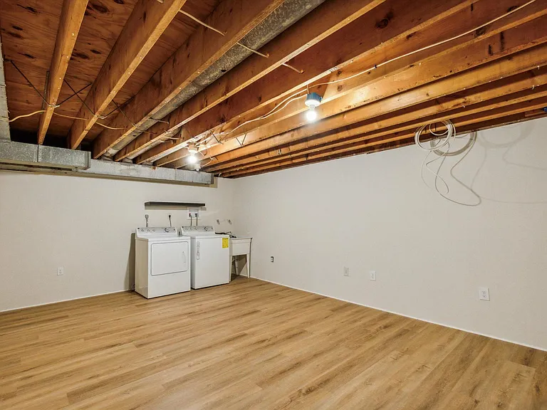 1112 Whitpain Hls — Photo 14