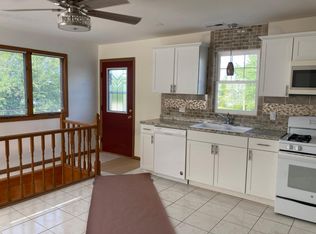 61 Kaffel Ct SUITE 2W, Frankfort, IL 60423