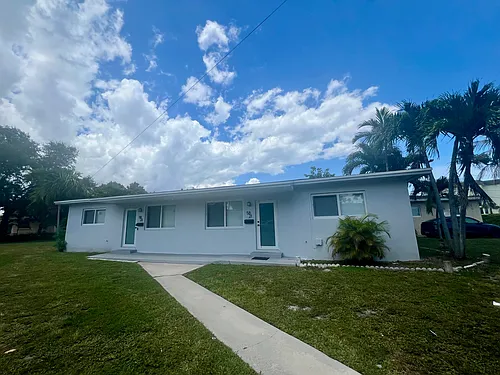 5821 NW 37th St #5821 Photo 1