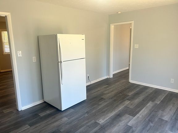 4th image of 6311 Glenlea Cir